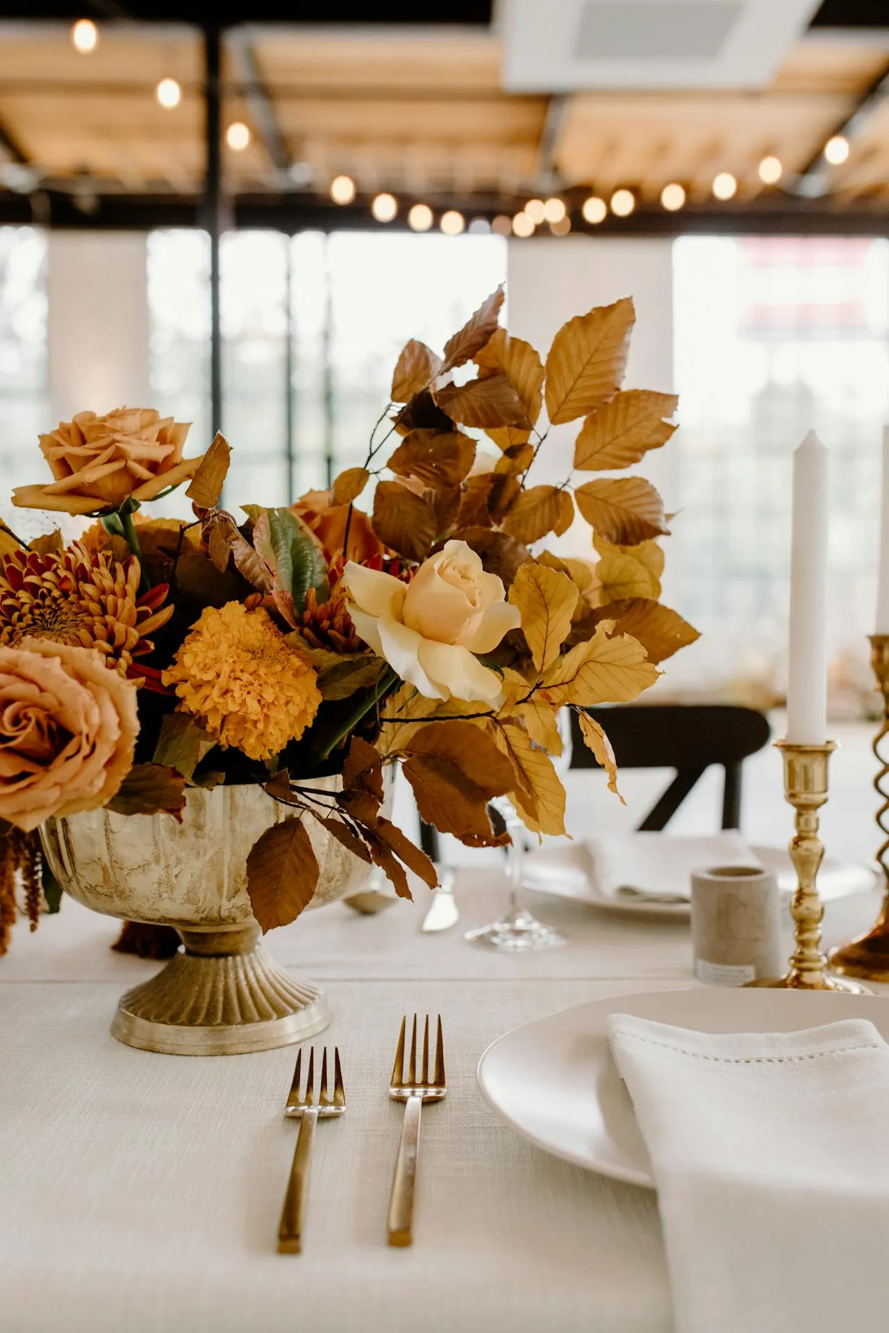 Elegant flower bouquet on a restaurant table